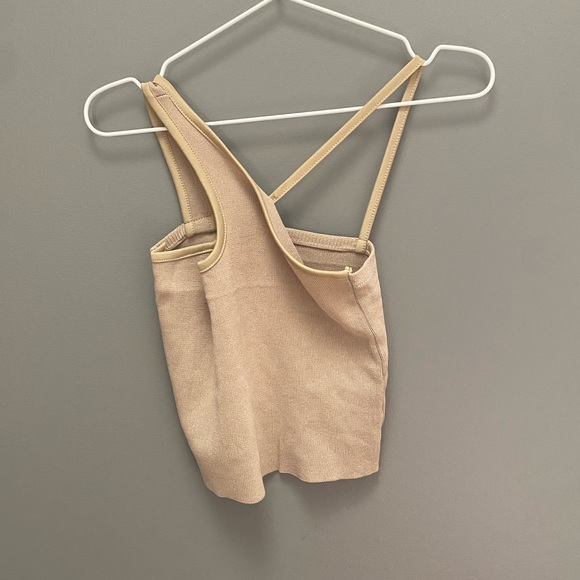 crossy top that is super flattering for larger chests👍but great on other sizes - Picture 1 of 2